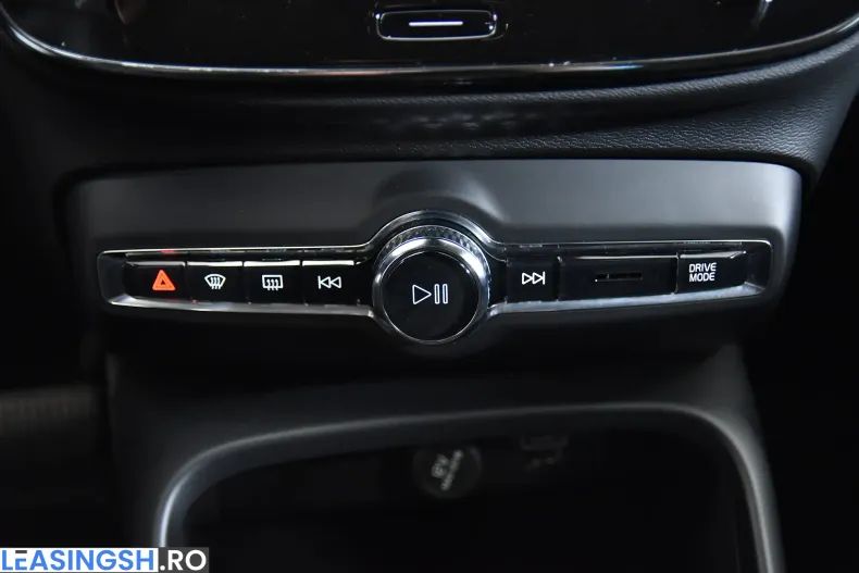 Volvo XC40 din 2021 cu 121.189 km - oferta VOL202295 - foto 17