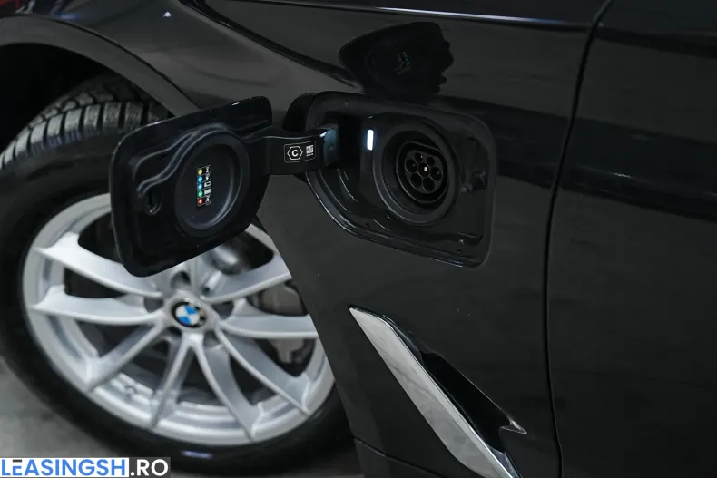 BMW 530e (Seria 5) din 2021 cu 95.737 km - oferta BMW202314 - foto 29