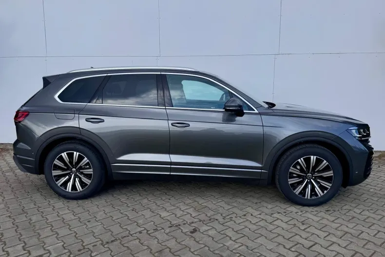 Volkswagen Touareg din 2025 cu 19 km - oferta VOL202331 - foto 8