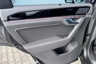 Volkswagen Touareg din 2025 cu 19 km - oferta VOL202331 - foto 26