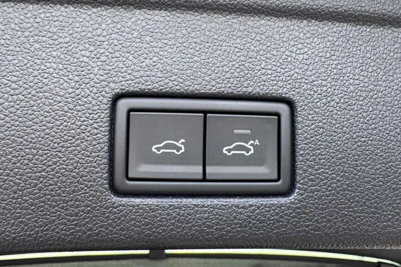 Volkswagen Touareg din 2025 cu 19 km - oferta VOL202331 - foto 36