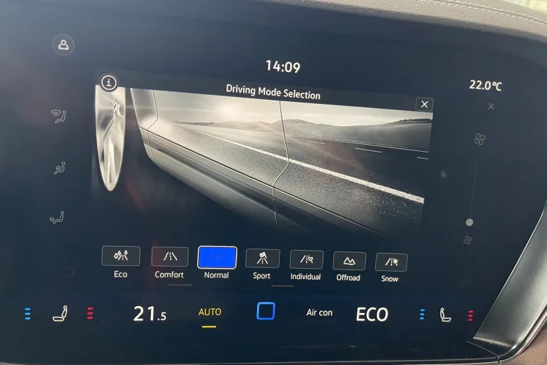 Volkswagen Touareg din 2026 cu 120.000 km - oferta VOL202334 - foto 40