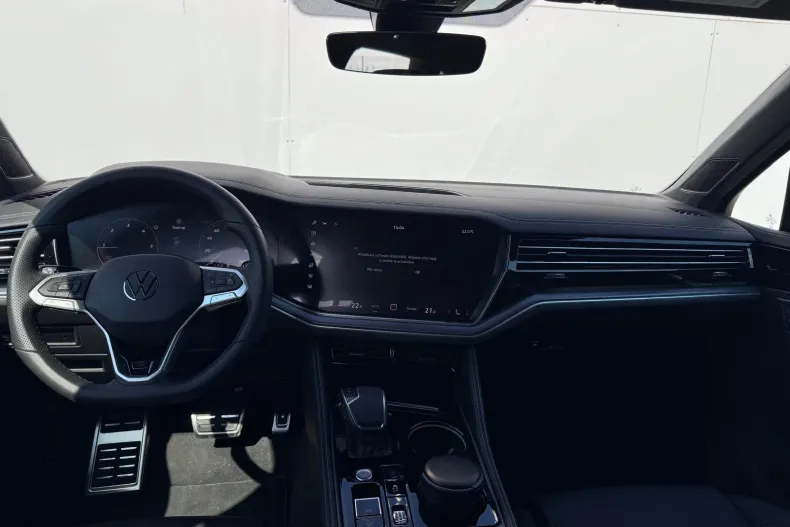 Volkswagen Touareg din 2025 cu 1.354 km - oferta VOL202335 - foto 29