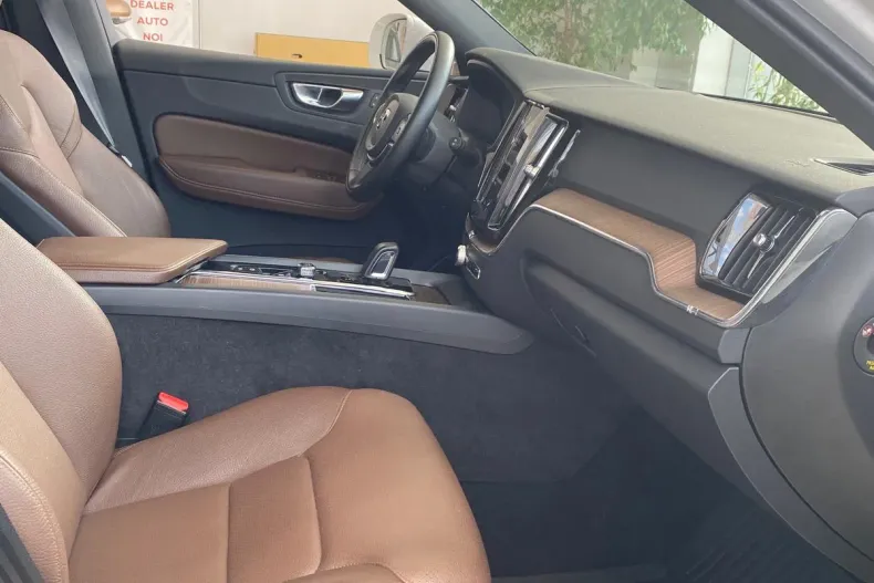 Volvo XC60 din 2021 cu 77.821 km - oferta VOL202338 - foto 16