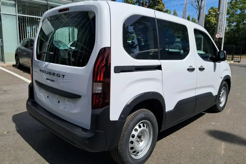 Peugeot Rifter din 2025 cu 1 km - oferta PEU202342 - foto 4