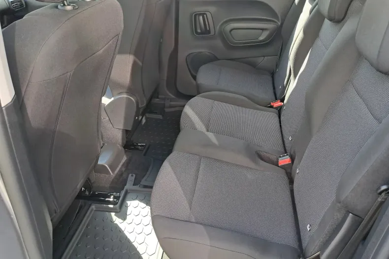 Peugeot Rifter din 2025 cu 1 km - oferta PEU202342 - foto 22