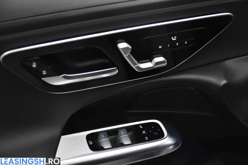 Mercedes-Benz E din 2023 cu 53.466 km - oferta MER202354 - foto 14