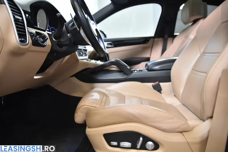 Porsche Cayenne Coupe din 2020 cu 59.949 km - oferta POR202356 - foto 26