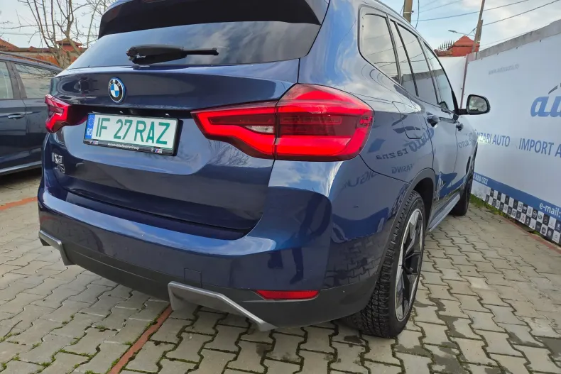 BMW iX3 (Seria X) din 2022 cu 17.000 km - oferta BMW202364 - foto 10