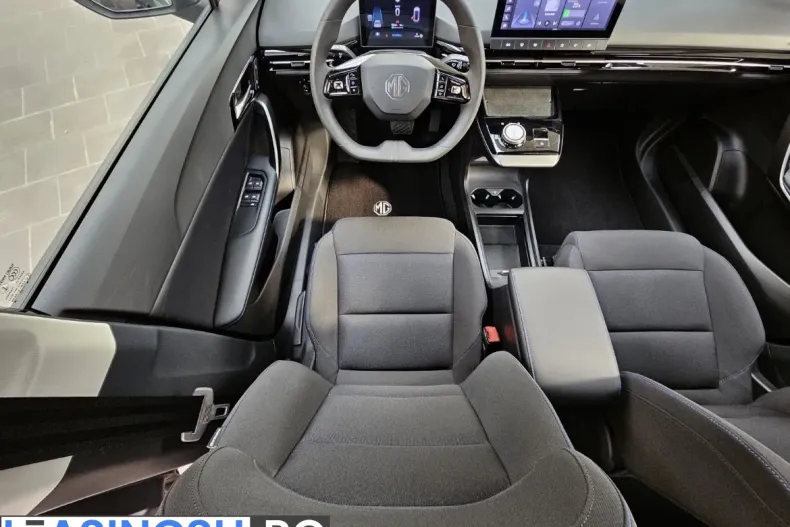 MG MG4 din 2025 cu 10 km - oferta MG0202368 - foto 4