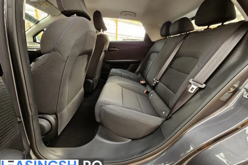 MG MG4 din 2025 cu 10 km - oferta MG0202368 - foto 6