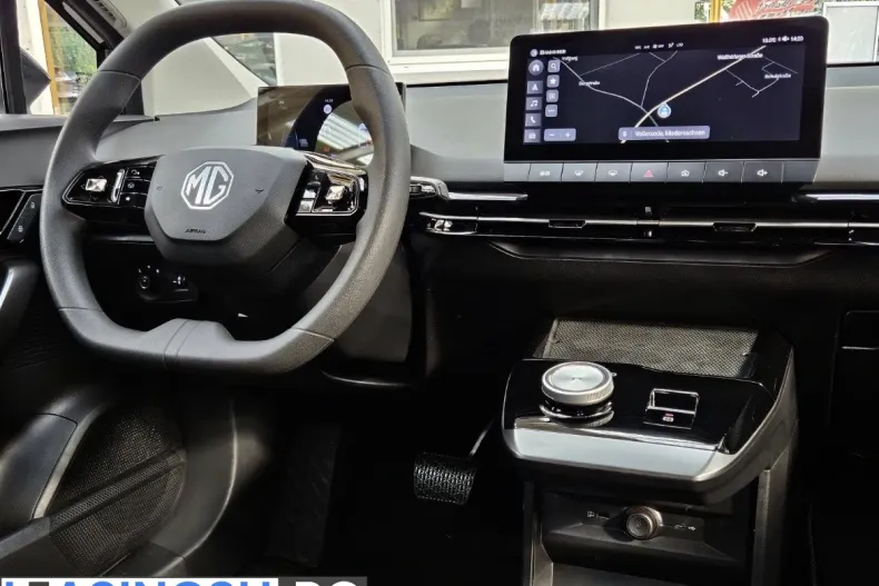 MG MG4 din 2025 cu 10 km - oferta MG0202368 - foto 16