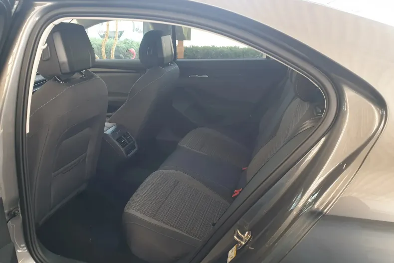 Skoda Superb din 2025 cu 6 km - oferta SKO202373 - foto 10