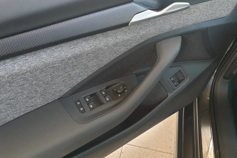 Skoda Superb din 2025 cu 6 km - oferta SKO202373 - foto 14