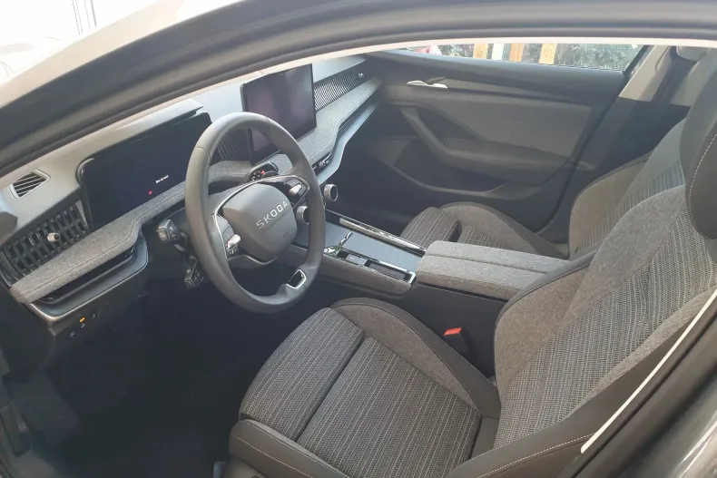 Skoda Superb din 2025 cu 6 km - oferta SKO202373 - foto 15