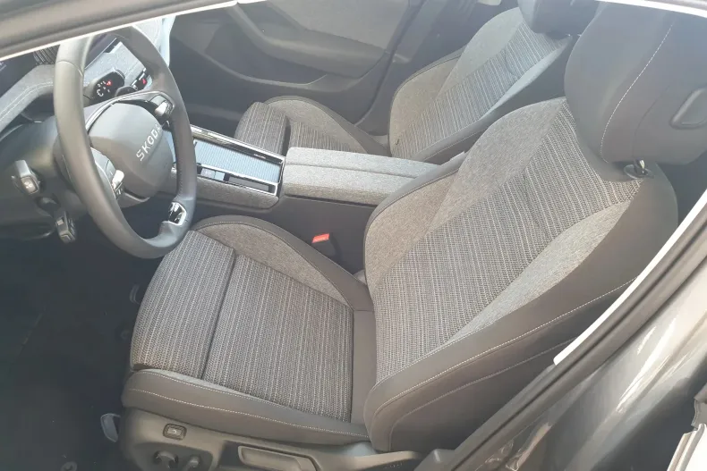 Skoda Superb din 2025 cu 6 km - oferta SKO202373 - foto 21