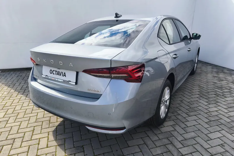 Skoda Octavia din 2026 cu 5 km - oferta SKO202374 - foto 2