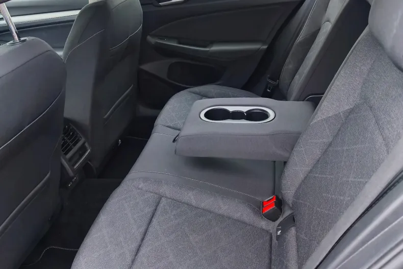 Volkswagen Golf din 2022 cu 176.704 km - oferta VOL202376 - foto 7