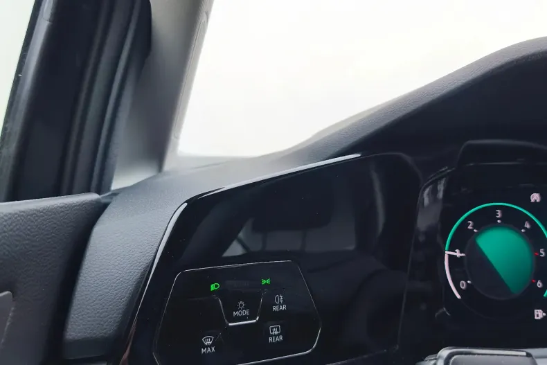 Volkswagen Golf din 2022 cu 176.704 km - oferta VOL202376 - foto 20