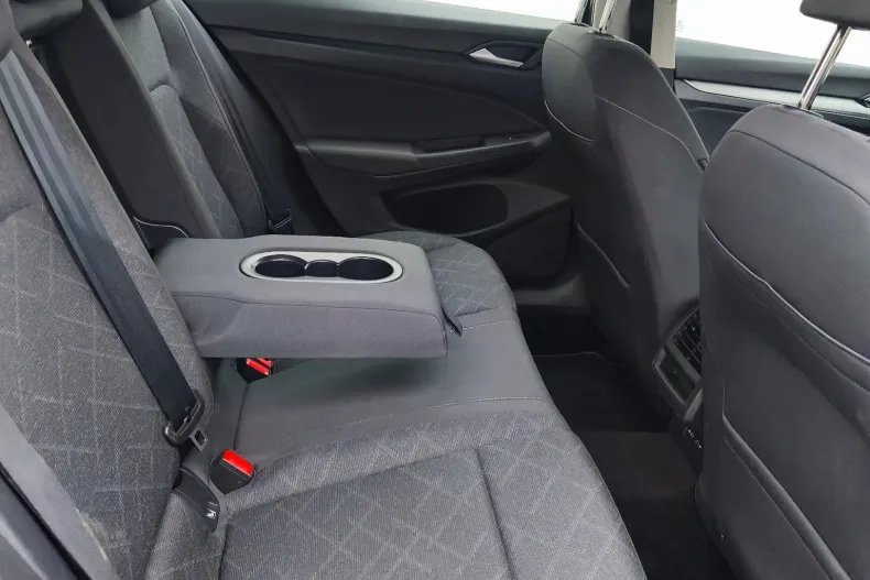 Volkswagen Golf din 2022 cu 176.704 km - oferta VOL202376 - foto 29