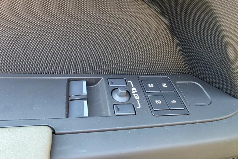 Land Rover Defender din 2026 cu 100 km - oferta LAN202382 - foto 15