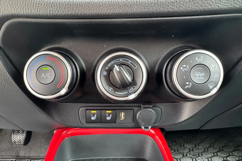 Toyota Aygo (X) din 2024 cu 9.900 km - oferta TOY202389 - foto 11