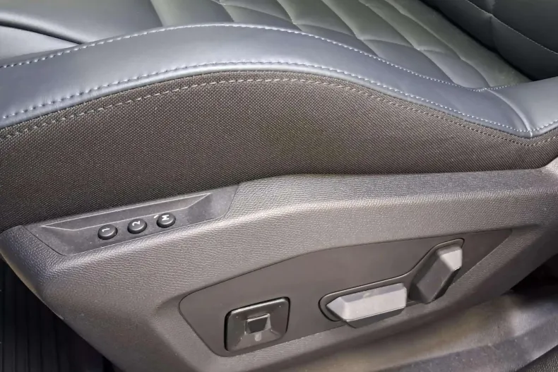 Citroën C5 Aircross din 2025 cu 4.649 km - oferta CIT202395 - foto 18