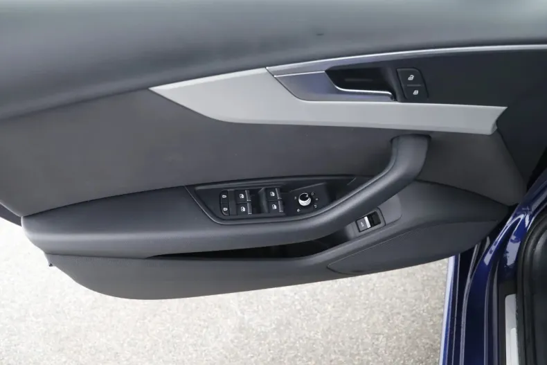 Audi A4 din 2022 cu 72.167 km - oferta AUD202398 - foto 9