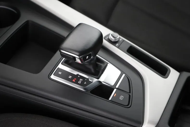 Audi A4 din 2022 cu 72.167 km - oferta AUD202398 - foto 15