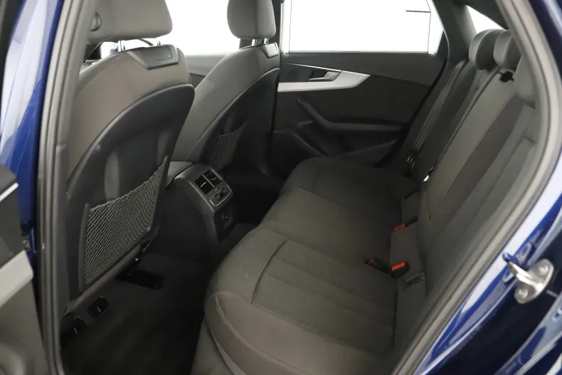 Audi A4 din 2022 cu 72.167 km - oferta AUD202398 - foto 23