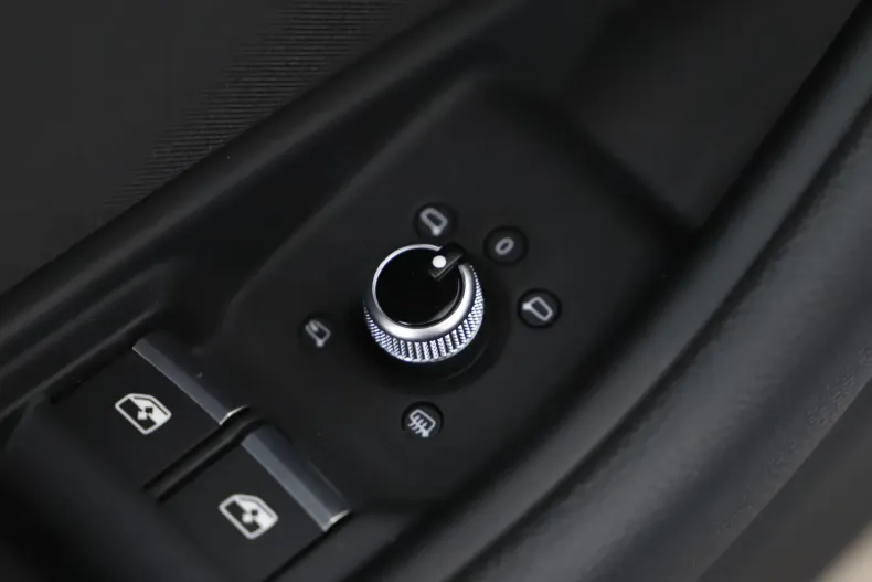 Audi A4 din 2022 cu 75.517 km - oferta AUD202399 - foto 10