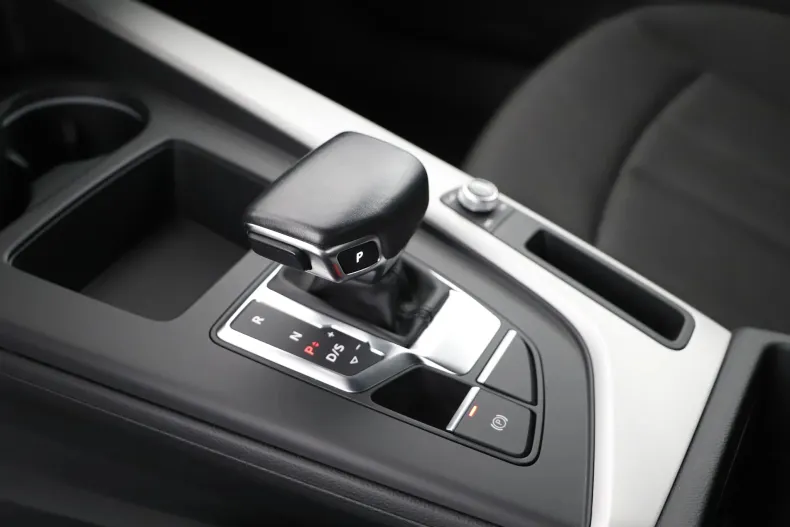 Audi A4 din 2022 cu 75.517 km - oferta AUD202399 - foto 16