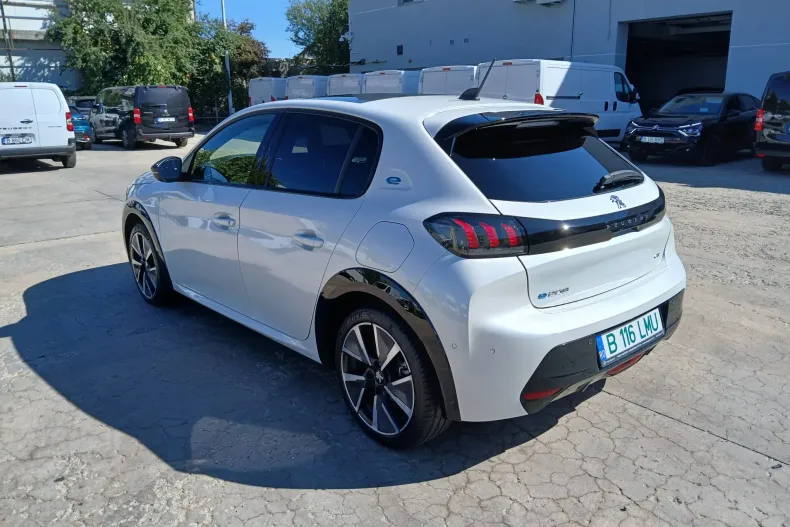 Peugeot 208 din 2022 cu 23.200 km - oferta PEU202405 - foto 2