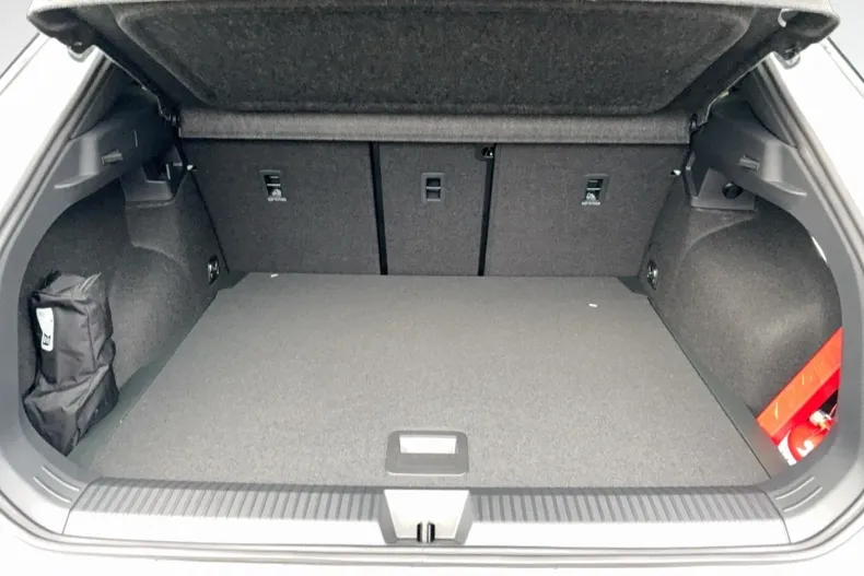 Volkswagen T-Roc din 2025 cu 2.900 km - oferta VOL202410 - foto 13