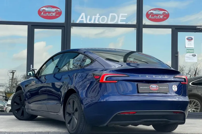 Tesla Model 3 din 2025 cu 6.770 km - oferta TES202430 - foto 3