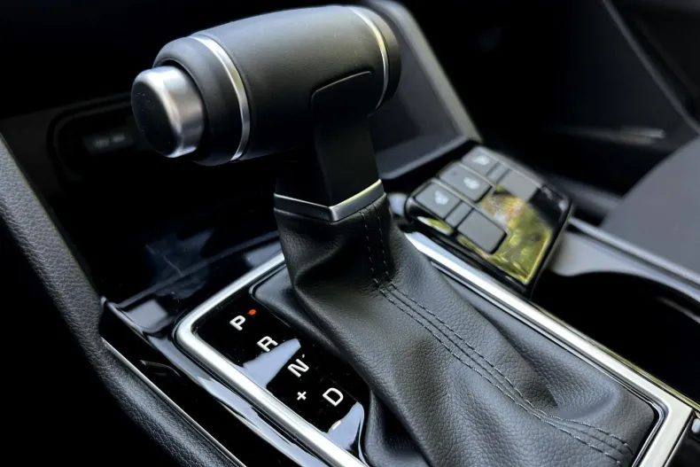 Kia Sportage din 2025 cu 3.930 km - oferta KIA202431 - foto 14