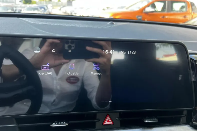 Kia Sportage din 2025 cu 3.930 km - oferta KIA202431 - foto 27