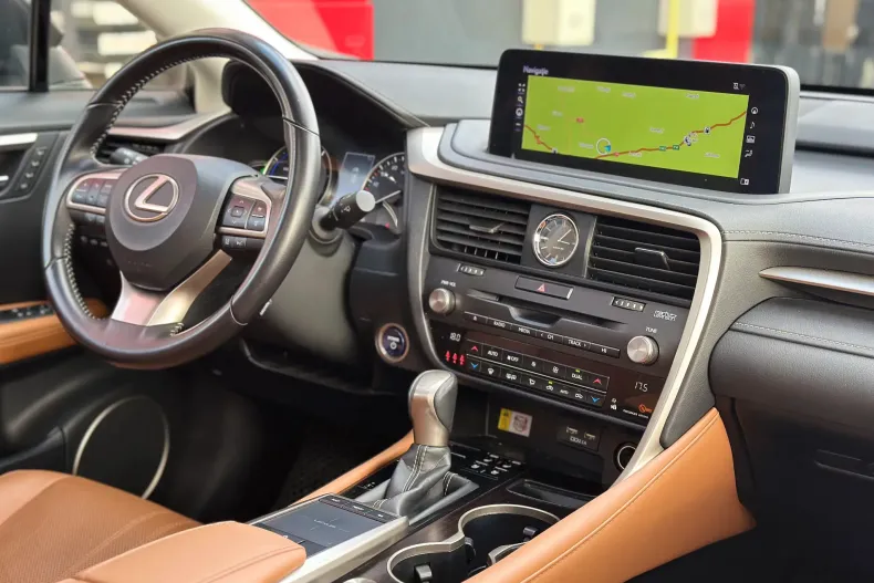 Lexus Seria RX din 2021 cu 95.782 km - oferta LEX202440 - foto 2