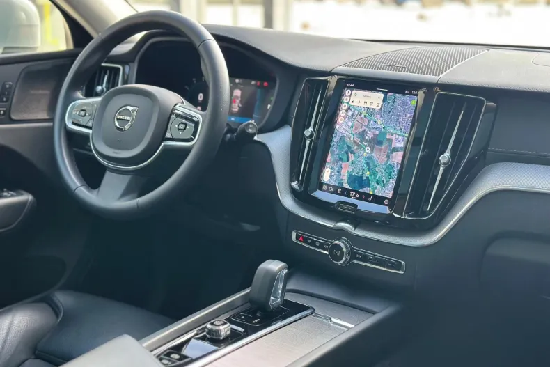 Volvo XC60 din 2022 cu 100.186 km - oferta VOL202443 - foto 2