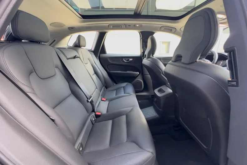 Volvo XC60 din 2022 cu 100.186 km - oferta VOL202443 - foto 18