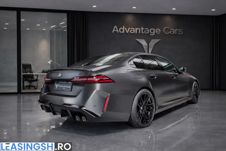 BMW M5 (Seria 5) din 2025 cu 20 km - oferta BMW202450 - foto 3