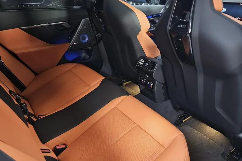 BMW M5 (Seria 5) din 2025 cu 20 km - oferta BMW202450 - foto 9