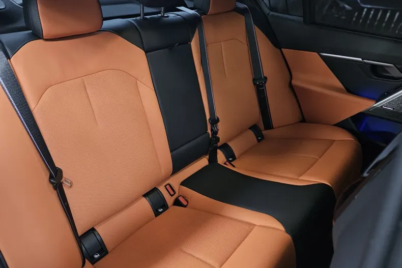 BMW M5 (Seria 5) din 2025 cu 20 km - oferta BMW202450 - foto 10