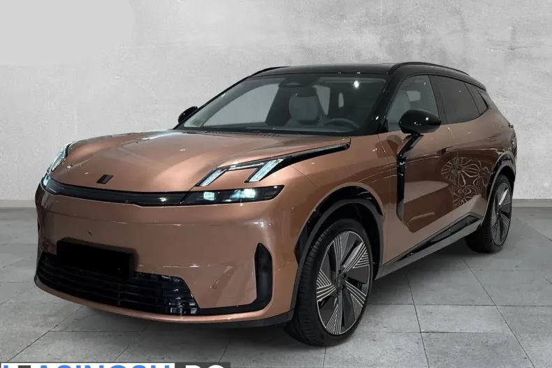 Lynk & Co 08 din 2025 cu 8.900 km - oferta LYN202451 - foto 1