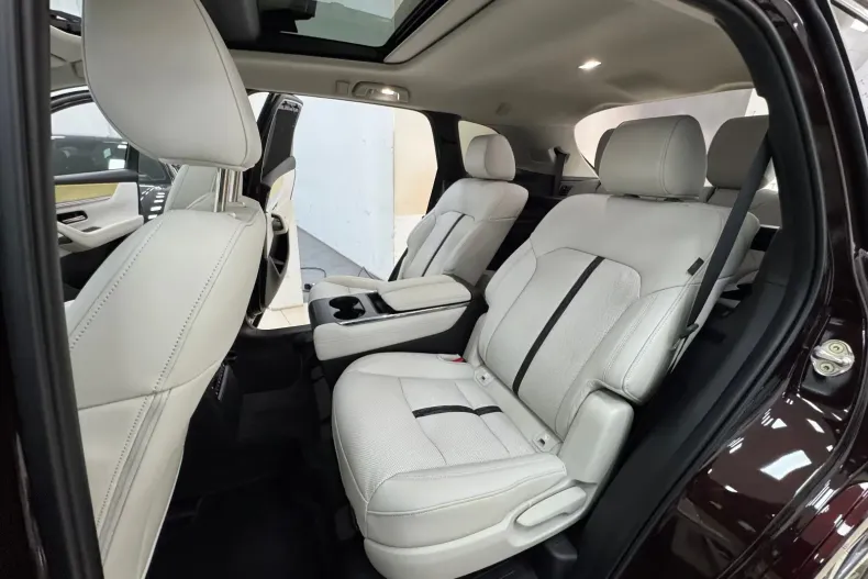 Mazda CX-80 din 2024 cu 2.900 km - oferta MAZ202453 - foto 3