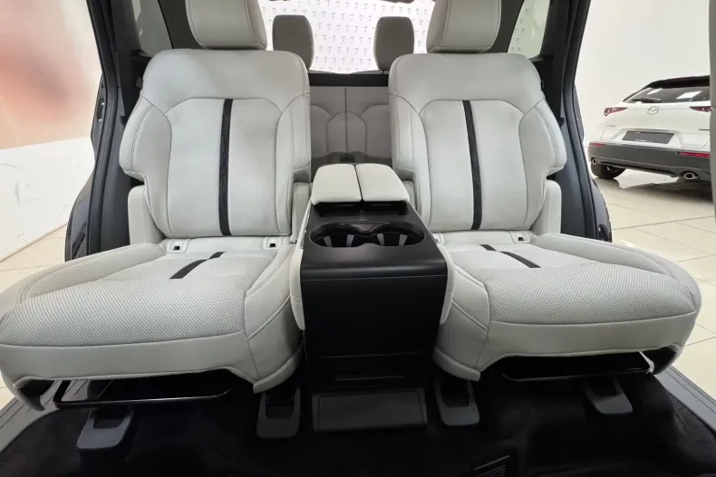 Mazda CX-80 din 2024 cu 2.900 km - oferta MAZ202453 - foto 17