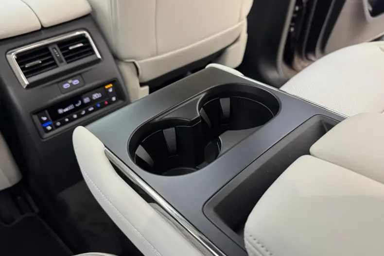 Mazda CX-80 din 2024 cu 2.900 km - oferta MAZ202453 - foto 18