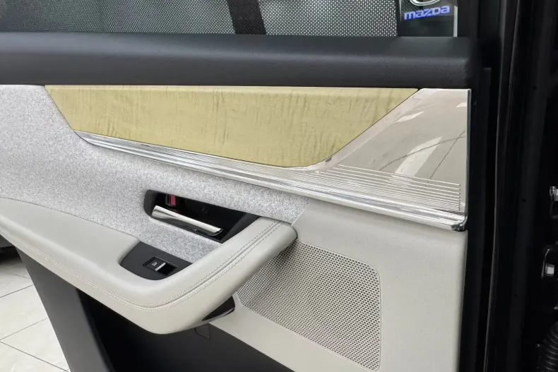 Mazda CX-80 din 2024 cu 2.900 km - oferta MAZ202453 - foto 27