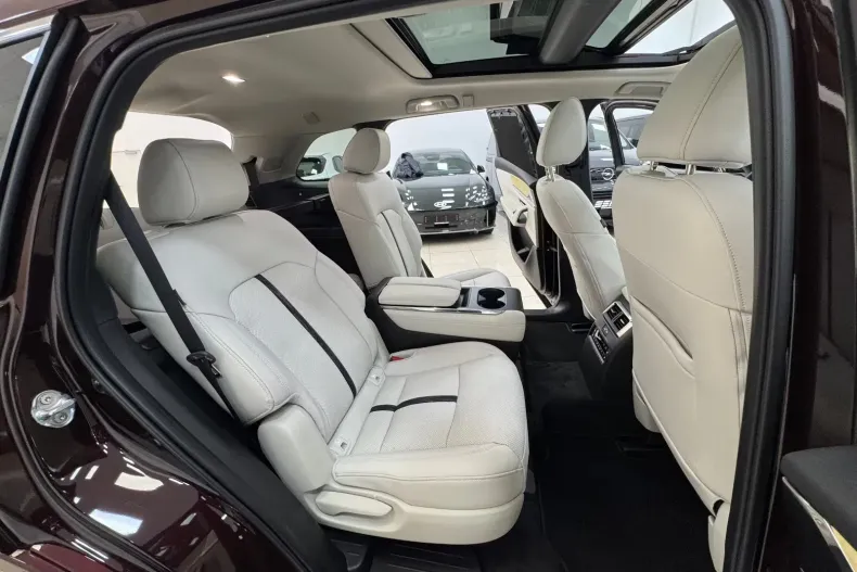 Mazda CX-80 din 2024 cu 2.900 km - oferta MAZ202453 - foto 31