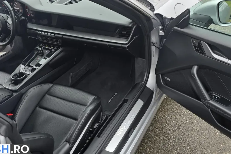 Porsche 911 din 2020 cu 68.600 km - oferta POR202457 - foto 6